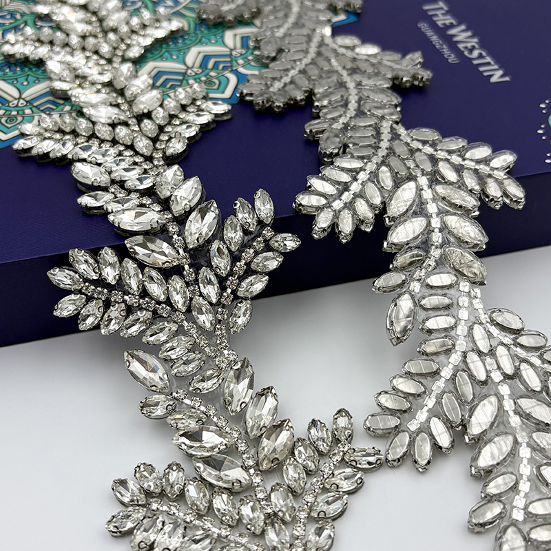 Hotfix Rhinestones Rhinestone  - đánh giá và giá Hotfix Rhinestone Sheet