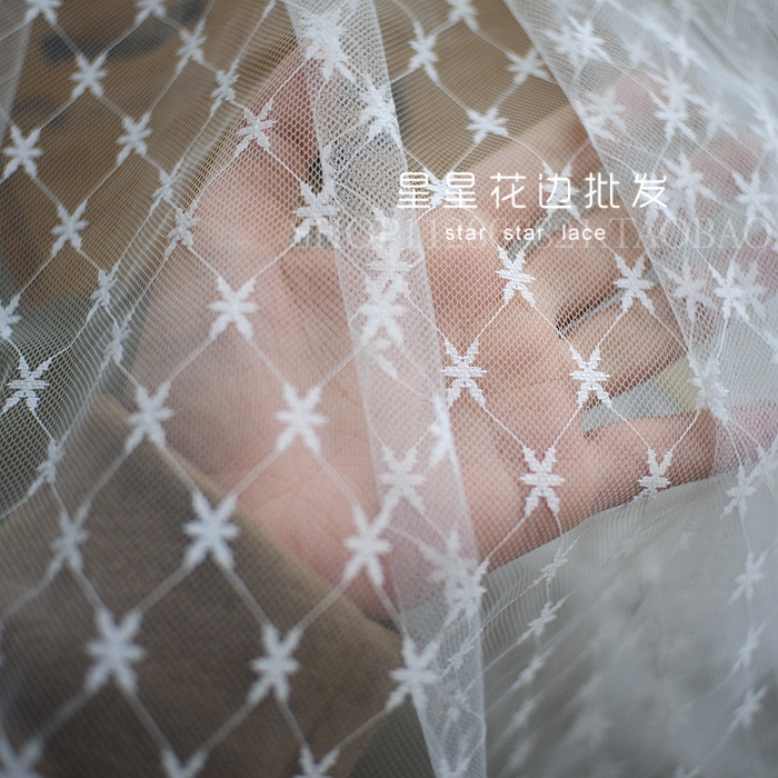 Rộng 150Cm Trắng Đen Jaquard N - đánh giá và giá Crystal Mesh Fabric